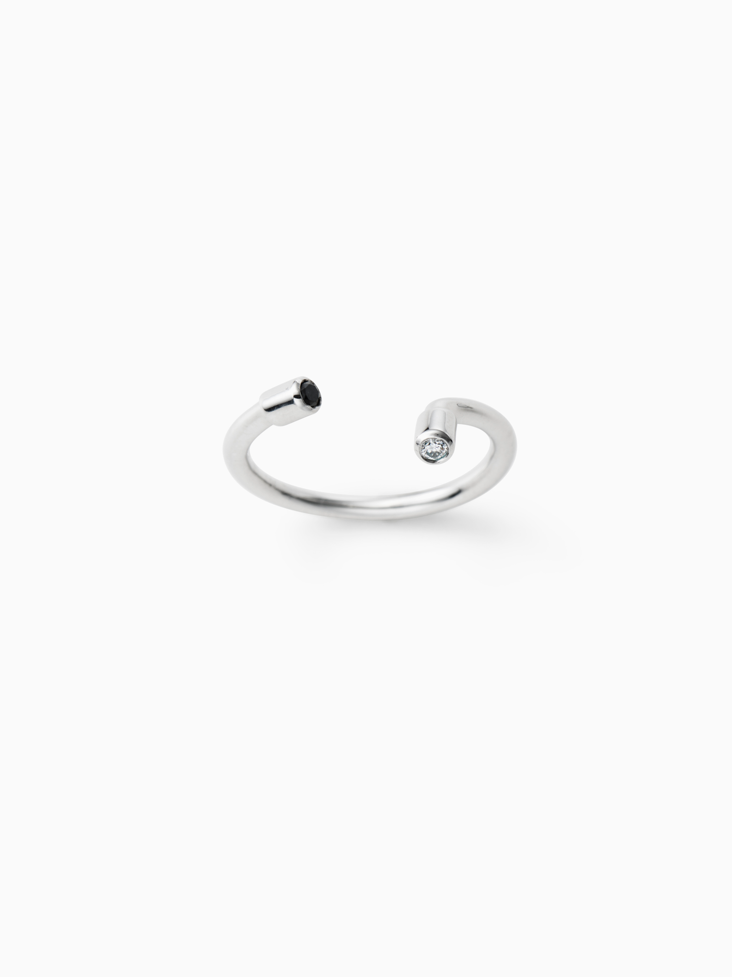 PIPE | RING | DIAMOND