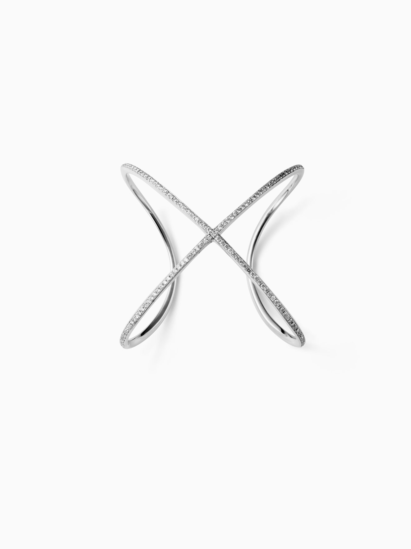 MOBIUS | BANGLE | DIAMOND
